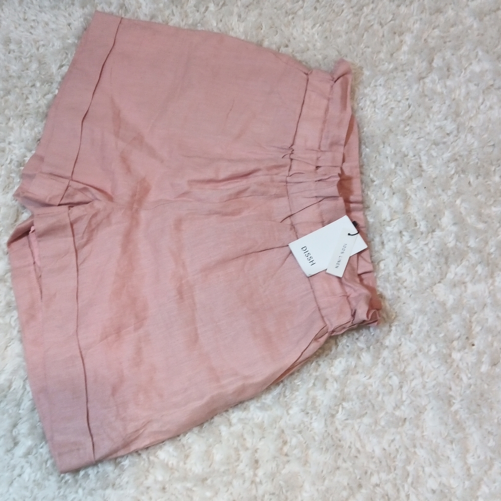 DISSH High-Waist Paperbag Shorts in Dusty Rose - Picture 7 of 8